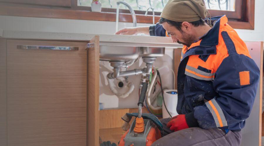 Local expert plumbing services in Roselle, IL
